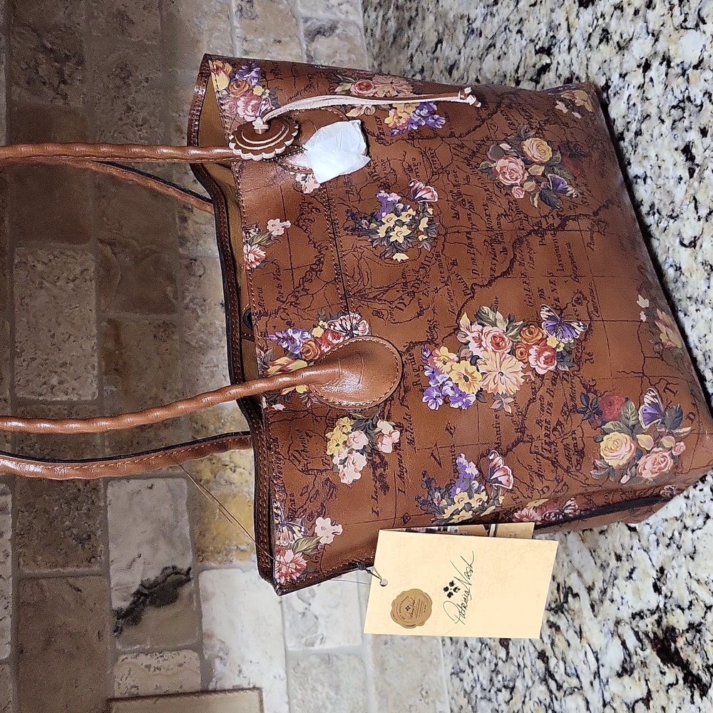 Patricia Nash Eastleigh Tote - Picture 1 of 10